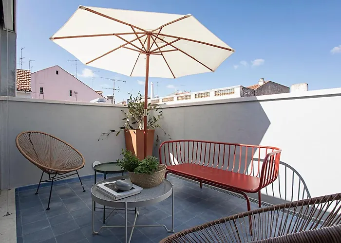 Piso Azul Premium Apartments In Bairro Alto By Lovelystay